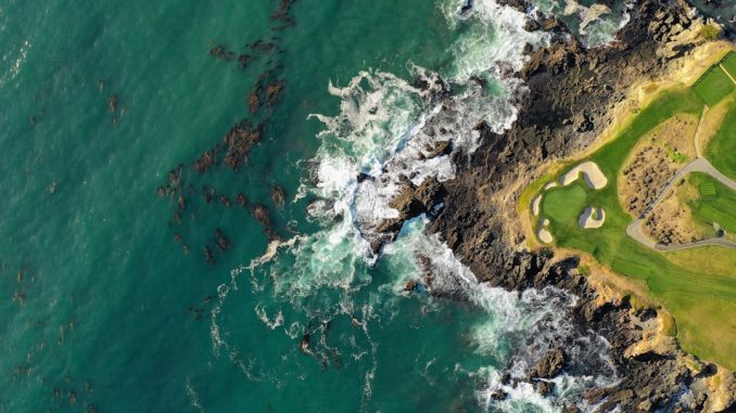 Golf illustration